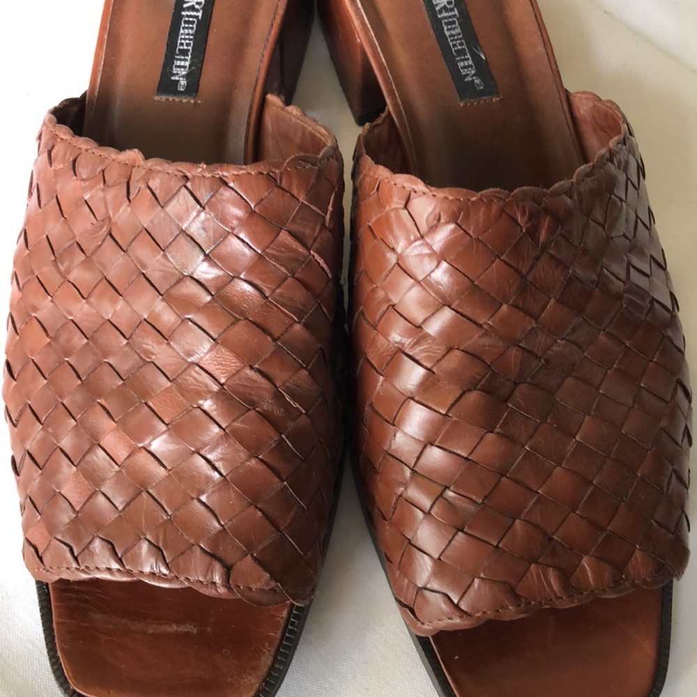 Larry Stuart Collection Pose Ii Cognac Woven Mule - image 5